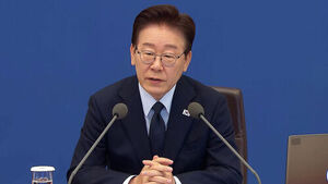 이 대통령 "부분 개헌, 순차적으로 하는 게 현실적"