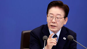 이 대통령 "매점매석 물품은 몰수해야&hellip;필요하면 법령 개정"