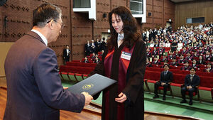 정성호 장관, 검사 임관식서 "검찰 필요성 다시 인식할 계기 올 것"
