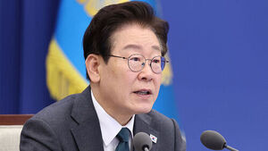 이 대통령 "물가 안정 최우선&hellip;주요 품목 수급 안정에 수단 총동원"