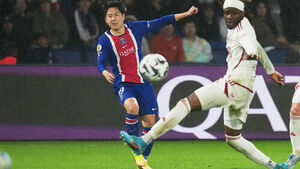 PSG 이강인 발목 부상&hellip;"당분간 실내 훈련 예정"