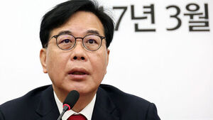 국민의힘, 이재명 대통령 시장 방문에 "대통령이 직접 선거운동&hellip;한번만 더 하면 법적 조치"