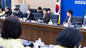 복지급여 신청 안 해도 자동 지급&hellip;잇단 위기 가구 비극에 제도 대전환