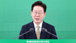 이 대통령 "새마을운동, 박정희 전 대통령 시작해 큰 성과&hellip;지금도 매우 유용"