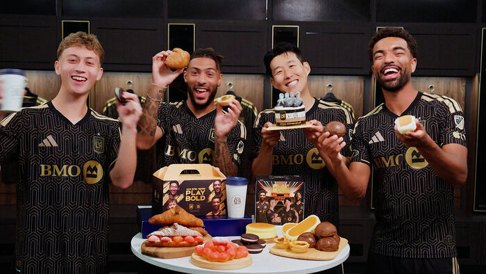 Son Heung-min Plays "Apartment" Game: Paris Baguette Targets U.S. Market