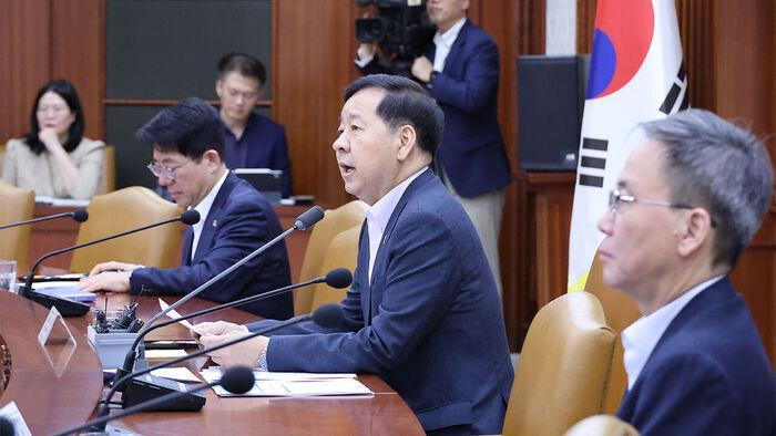 Koo Yun-cheol: "Improving Youth Employment Is Our Top Priority"