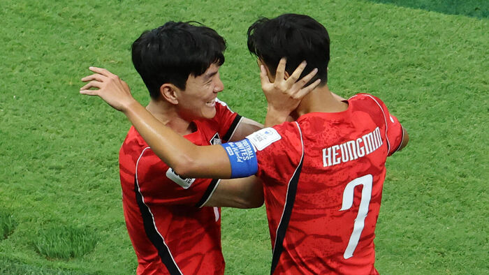 BREAKING: South Korea 2-1 Czech Republic (Oh Hyeon-gyu scores in 80th minute)