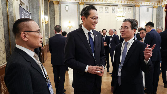 Lee Jae-yong Calls Italy 'Special Country' as Ferrari Chairman Dubs Korea 'Inspiring Market'