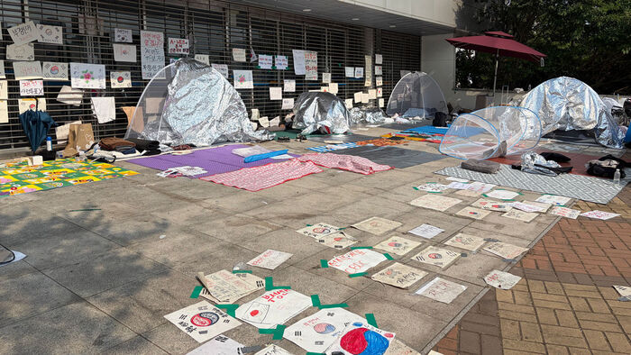 Protesters Camp Out in Tents Outside Jamsil Vote-Counting Station; Police Prepare for Prolonged Standoff