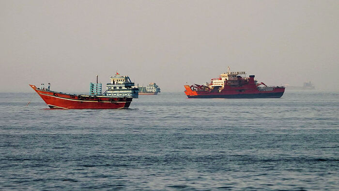 "No Tolls" vs. "Service Fees": When Will the Strait of Hormuz Normalize?