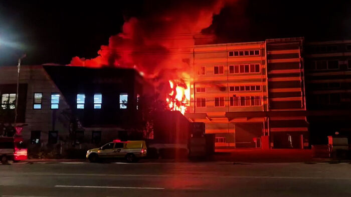 Fire Breaks Out at Machinery Factory in Seo-gu, Incheon; Over 20 Buildings Damaged