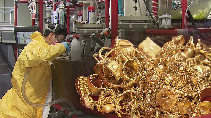 Gold Market Opened to Eliminate 'Kimchi Premium,' Sparking Backlash from Domestic Refiners
