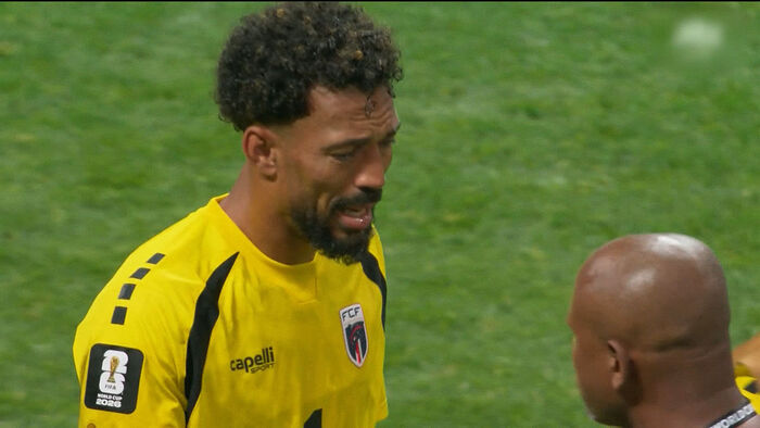 Cape Verde Goalkeeper Vozinha's Mother Granted U.S. Visa: 'Going to See My Son'