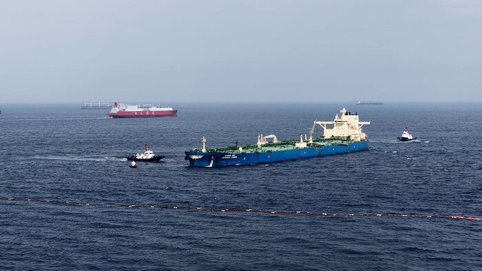 Global Oil Prices Drop, but When Will Gas Station Prices Follow?