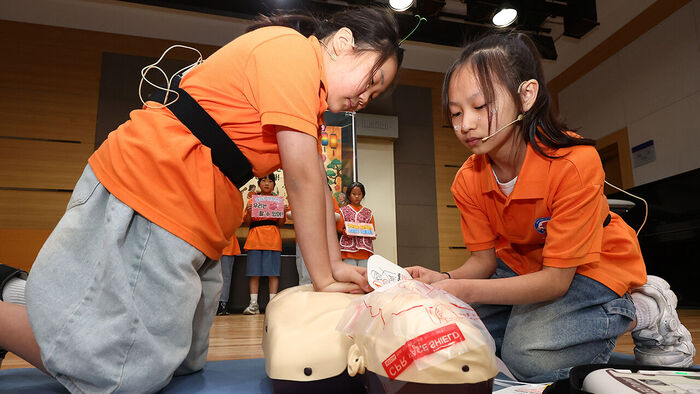Sudden Cardiac Arrest Survival Rate at 9.4%… CPR by Bystanders Boosts Survival to 15%