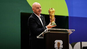 FIFA 인판티노 회장 "이번 대회 후 월드컵 64개국 참가 확대 방안 논의"