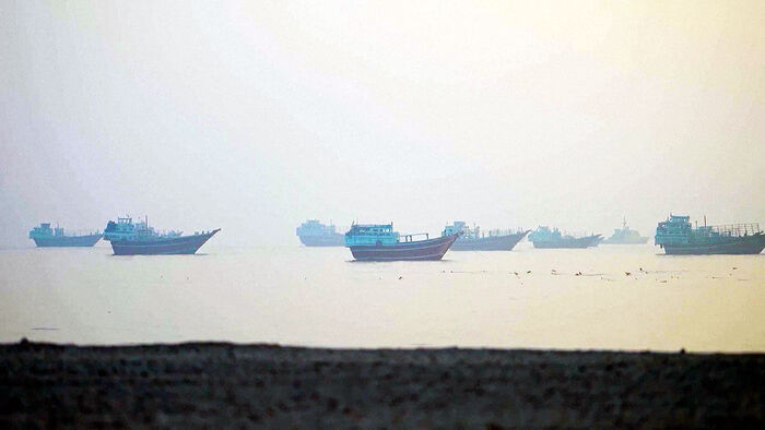 News Briefing: Today's Top Stories… Two South Korean Vessels Depart Strait of Hormuz