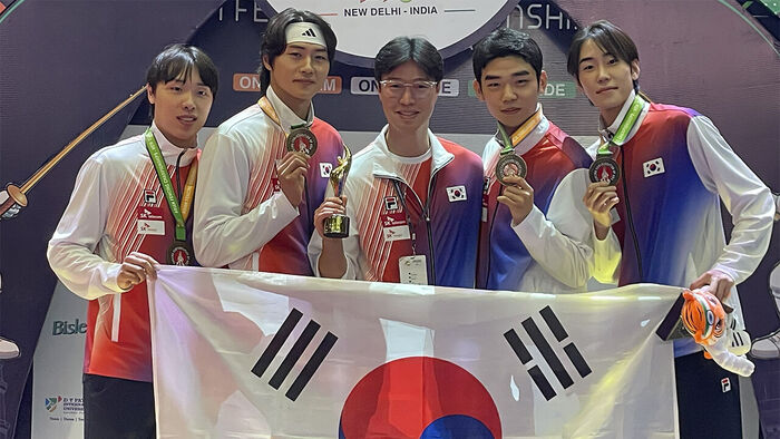 South Korea Wins Men's Sabre Team Gold at Asian Fencing Championships; Oh Sang-uk Secures Double Gold