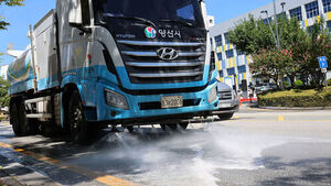 41도 넘긴 양산시 곳곳에 살수차&hellip;"불 끄는 거나 다름없죠"
