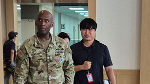브런슨, 안규백 면담&hellip;트럼프 '한미훈련 축소 지시' 논의 주목