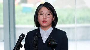 용혜인, 의원직 사퇴 묻자 "청문회 잘 준비"&hellip;여당도 눈총