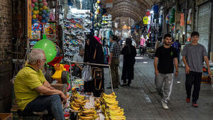 Iran's Economy Struck Hard by War... 10% Negative Growth Over Three Months