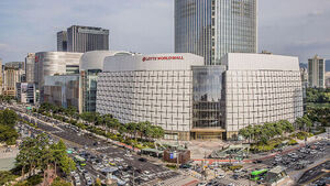 Lotte Department Store Implements Voluntary Retirement After 5 Years... Offering Up to 40 Months of Base Salary