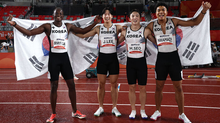 육상 남자 400m 계주, 마지막까지 판정 논란&hellip;동메달 뺏길 뻔했다