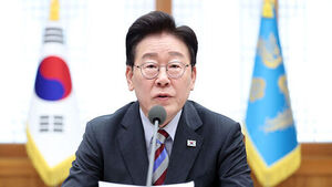 이재명 대통령이 29일 청와대에서 열린 메가프로젝트 제3차 민관합동 점검회의에서 발언하고 있다.