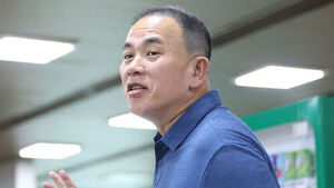  정치 브로커 명태균씨가 8월 28일 서울 서초구 서울고법에서 열린 오세훈 서울시장의 정치자금법 위반 혐의 2심 속행공판에 증인으로 출석하고 있다.