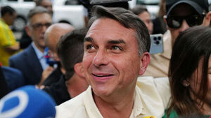 Bolsonaro Takes Shock 1st Place in Brazil Presidential Election, Headed to Runoff Against Lula