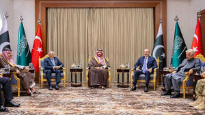 Turkey and Pakistan to Send Troops to Saudi Arabia Amid Houthi Attacks