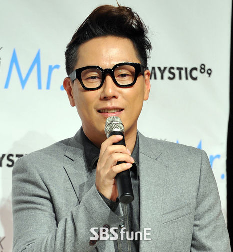 기사 대표 이미지:윤종신, 故 이호연 사장 애도 "소탈하게 다가와 주던 형님 그립다"