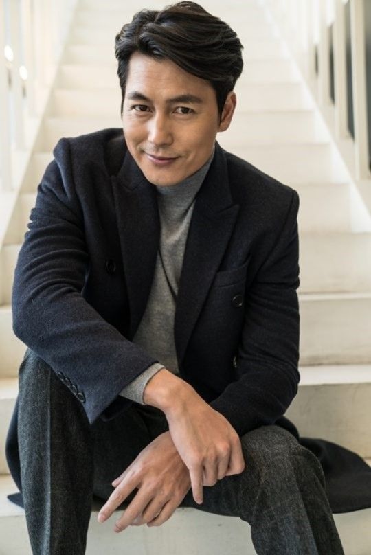 기사 대표 이미지:강철비 정우성 "하정우와 정면 대결, 서로 응원하기로"