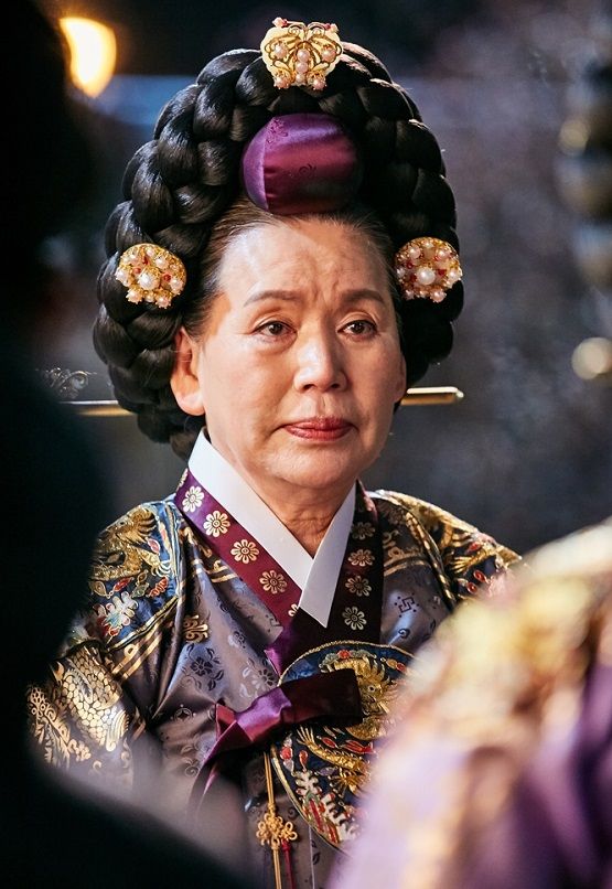 기사 대표 이미지:배우 윤소정, 패혈증으로 지난 16일 밤 별세