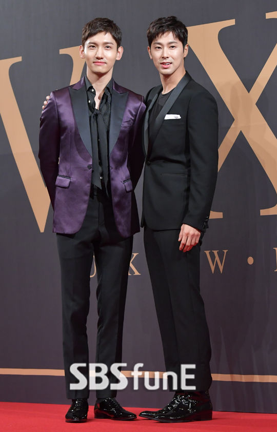 기사 대표 이미지:동방신기, 전역 후 첫 예능 해피투게더 완전체 출격