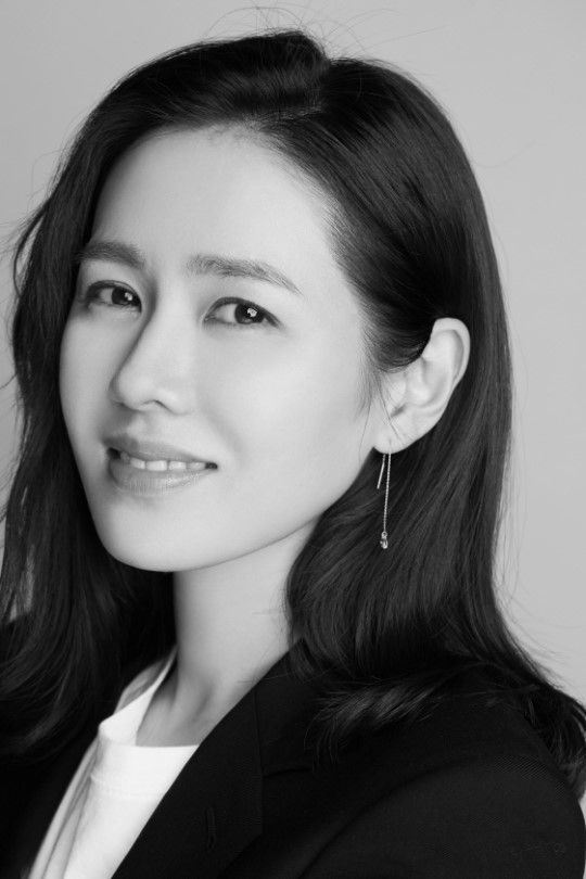 기사 대표 이미지:"왜 연애 안 하세요?"…손예진이 밝힌 솔직한 속내