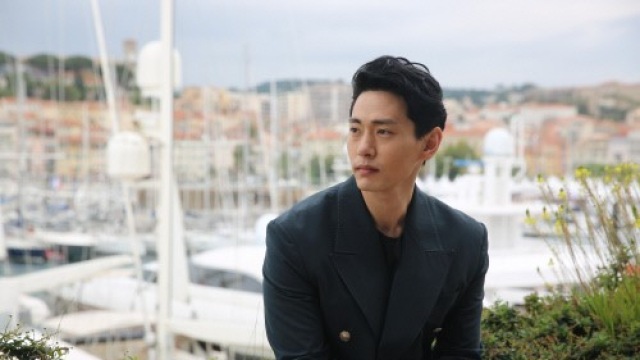 '71st 칸' 15년 무명 딛고 러시아의 ★ 부상…유태오 "빅토르 최와 난 운명"
