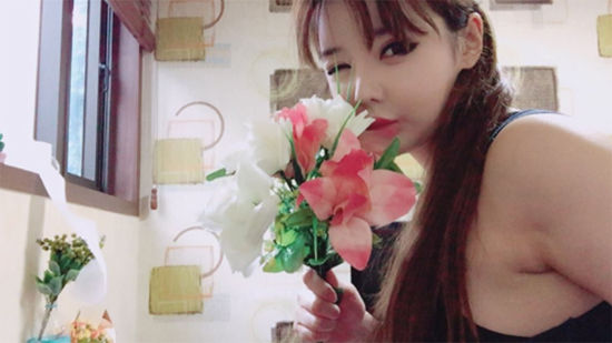 기사 대표 이미지:"저 노래할래요"…박봄, SNS로 컴백 예고?