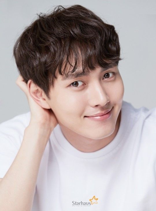 기사 대표 이미지:이민호→이태리 활동명 변경 "수년간 고민…좋은 모습 보일 것"