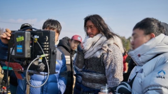 쌍천만 영화, 현장부터 달랐다…'신과함께2' 화기애애 분위기