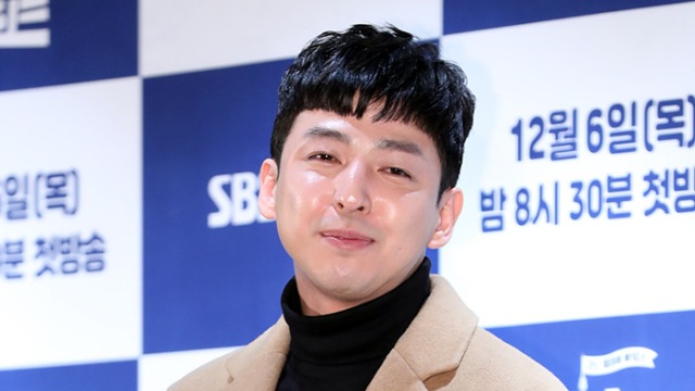 김기범