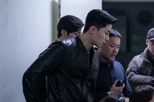 기사 대표 이미지:박서준 사자, 18개국 선판매…2019 기대작 우뚝