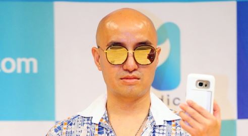 "가짜뉴스 매도 마녀사냥"&hellip;레인보우리턴즈, 홍석천에 반론