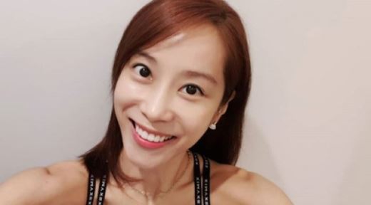 조민아