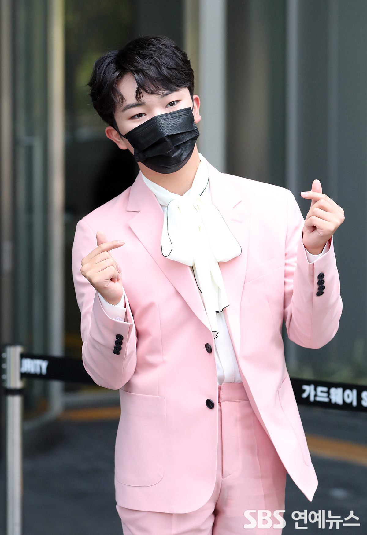[E포토] 남승민</font>, '핑크 보이'
