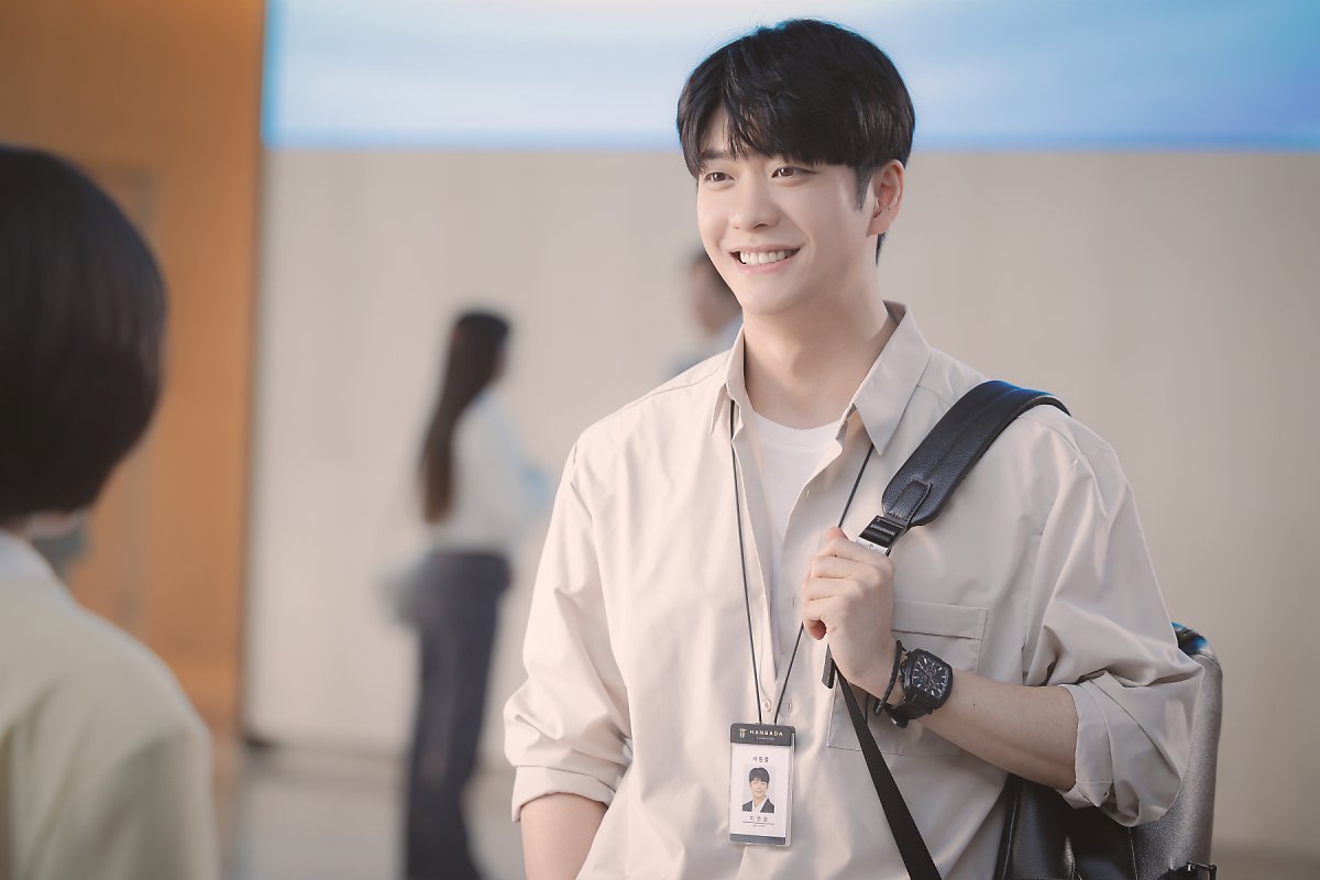 [TV랩] 데뷔 10년만에 터진 강태오, 이렇게 군대 가면 섭섭한데요