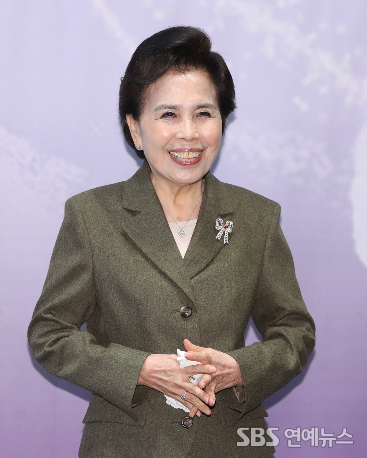 이미자  질 낮은 노래란 시선도 있었지만...전통가요에 긍지 느낀다 