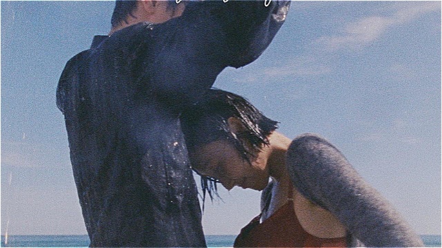 '박정민 출연' 화사 'Good Goodbye' MV 1억 뷰 돌파