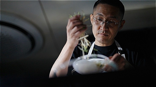 '국내 유일' 미슐랭 3스타 강민구 셰프 주방 최초 공개&hellip;'더 코리안 셰프', 파인 다이닝 현실 조명